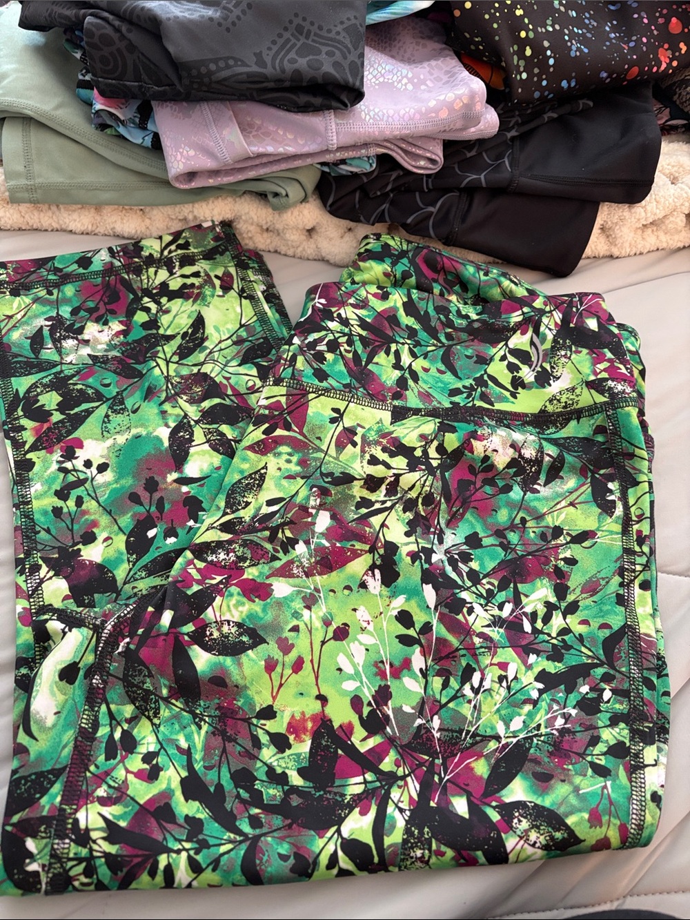 Vibrant Green Floral Active Capri Leggings